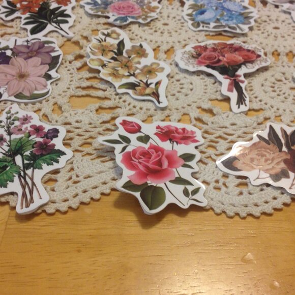 Crafts sticker bundle, pretty floral designs - Picture 4 of 7